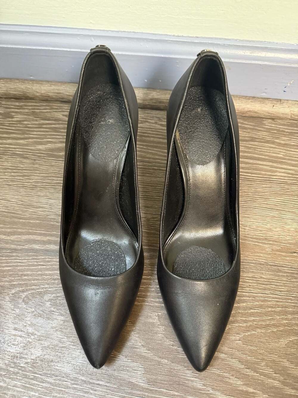 Michael Kors Alina Stiletto Pumps in Black Leather
